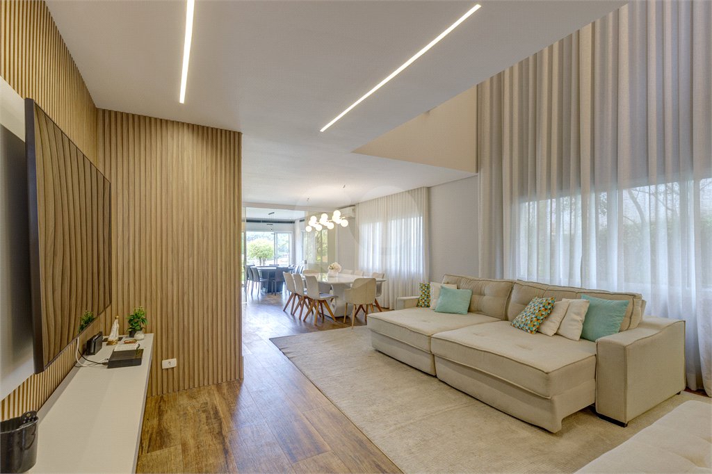 Casa à venda com 4 suítes em Chácara Flora, São Paulo, SP