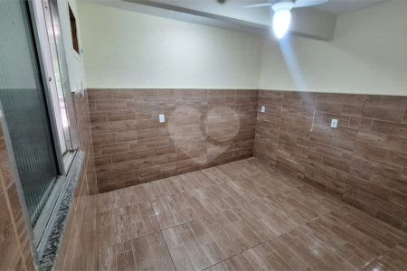 Sobrado à venda com 2 quartos em Campo Grande, Rio de Janeiro, RJ