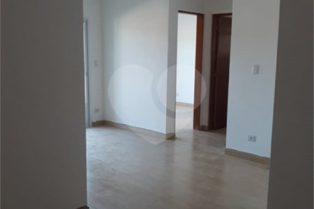Apartamento à venda ou para alugar com 2 quartos, sendo 1 suíte,  em Jardim Flórida, São Roque, SP