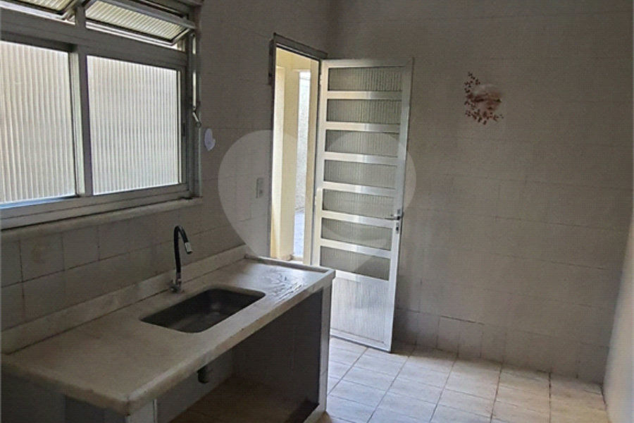 Sobrado à venda com 4 quartos, sendo 1 suíte, em Vila Pereira Barreto, São Paulo, SP