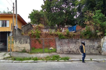 Terreno à venda em Jardim Cambara, São Paulo, SP