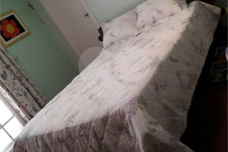 Sobrado à venda com 4 quartos, sendo 1 suíte,  em Rio Pequeno, São Paulo, SP