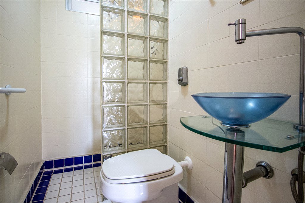 Apartamento à venda com 3 quartos, sendo 2 suítes, em Água Branca, São Paulo, SP