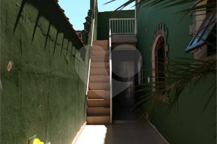 Sobrado à venda com 3 quartos, sendo 1 suíte, em Tremembé, São Paulo, SP