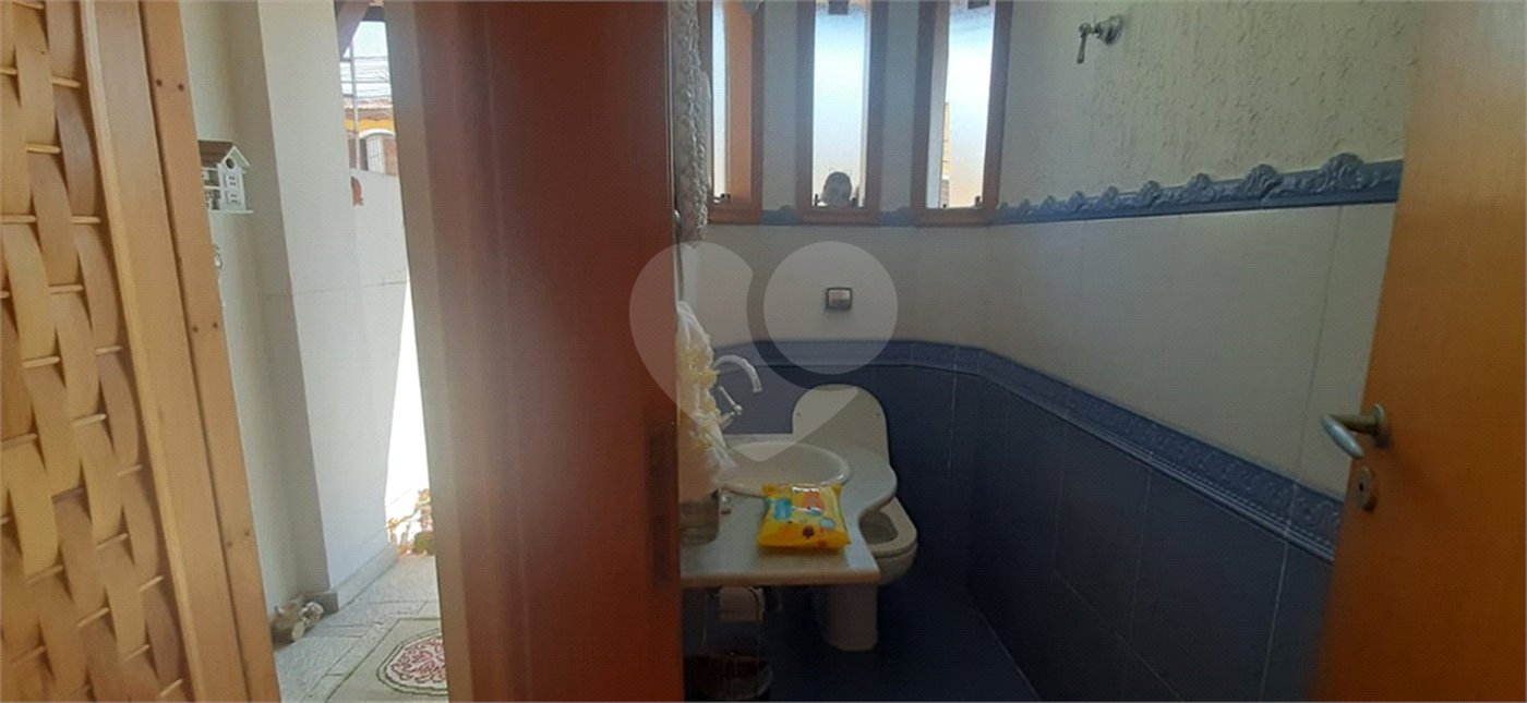 Casa à venda com 4 quartos, sendo 2 suítes,  em Jardim Paraíso, São Paulo, SP