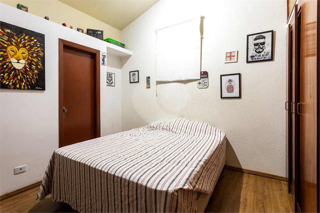 Sobrado à venda com 4 quartos, sendo 3 suítes, em Jardim Prudência, São Paulo, SP