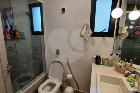 Apartamento de 257m² a venda em Moema, reformado, 4 dorms, 3 suítes, fora de rota,, 4 vagas