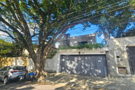 Sobrado à venda ou para alugar com 5 quartos, sendo 3 suítes, em Pacaembu, São Paulo, SP