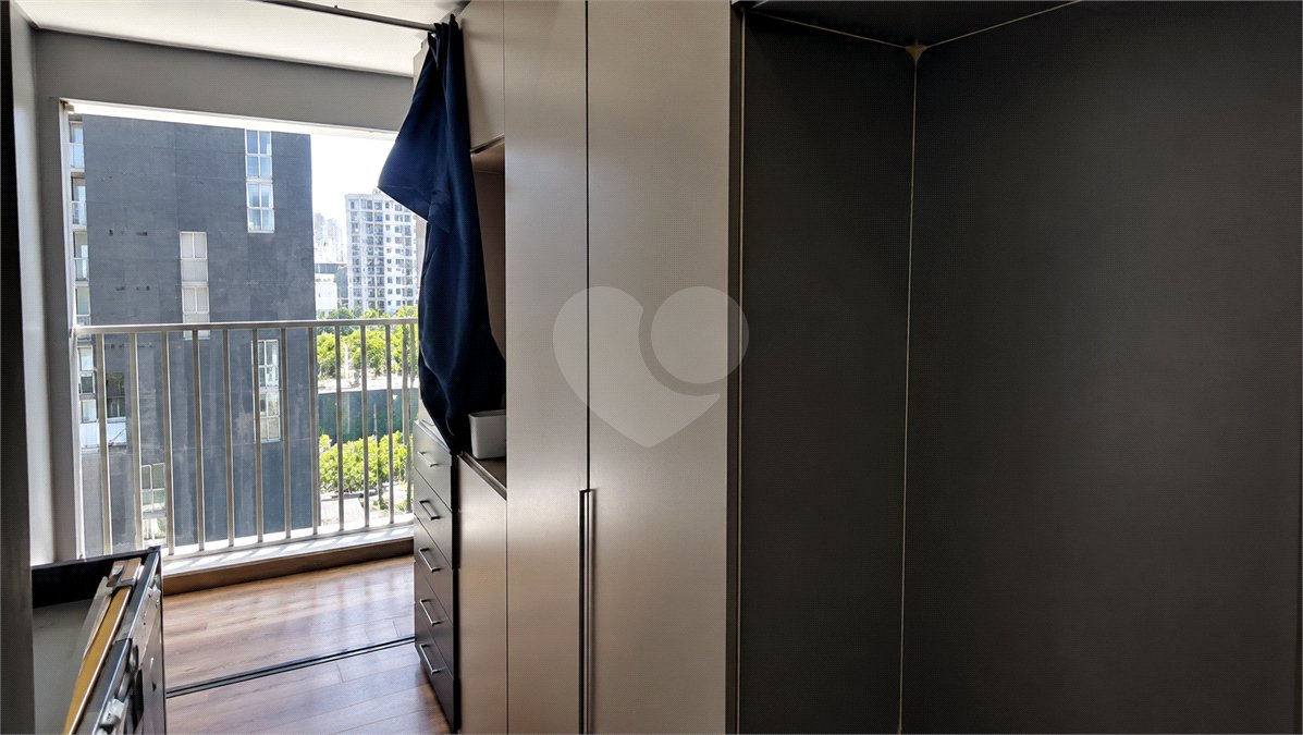 Apartamento à venda com 3 suítes em Sumarezinho, São Paulo, SP