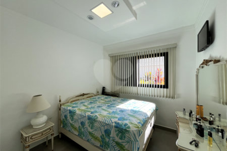 Casa à venda com 3 suítes no condomínio Village Ipanema 1, Araçoiaba da Serra - SP
