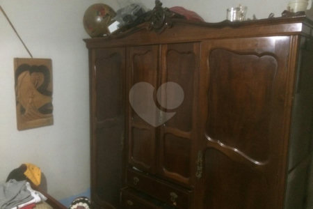Casa à venda com 4 quartos, sendo 1 suíte, em Vila Vitório Mazzei, São Paulo, SP