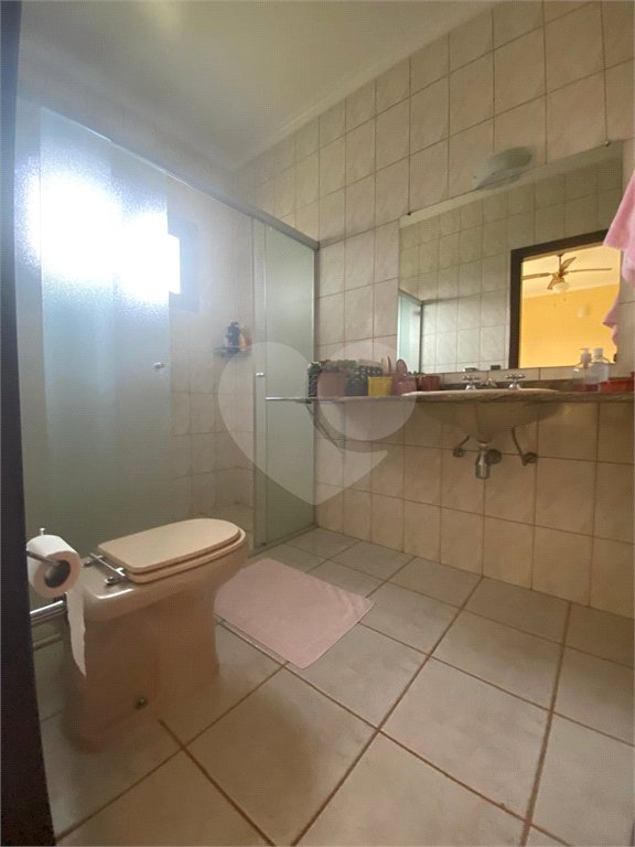 Casa à venda com 4 suítes no condomínio Vale da Santa Fé, Vinhedo - SP