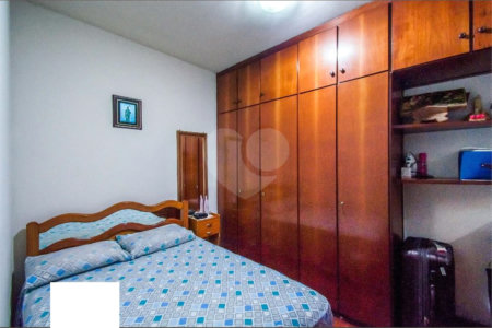 Sobrado à venda com 3 quartos em Ipiranga, São Paulo, SP