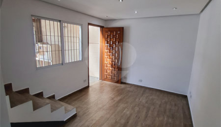 Sobrado à venda com 2 quartos em Interlagos, São Paulo, SP