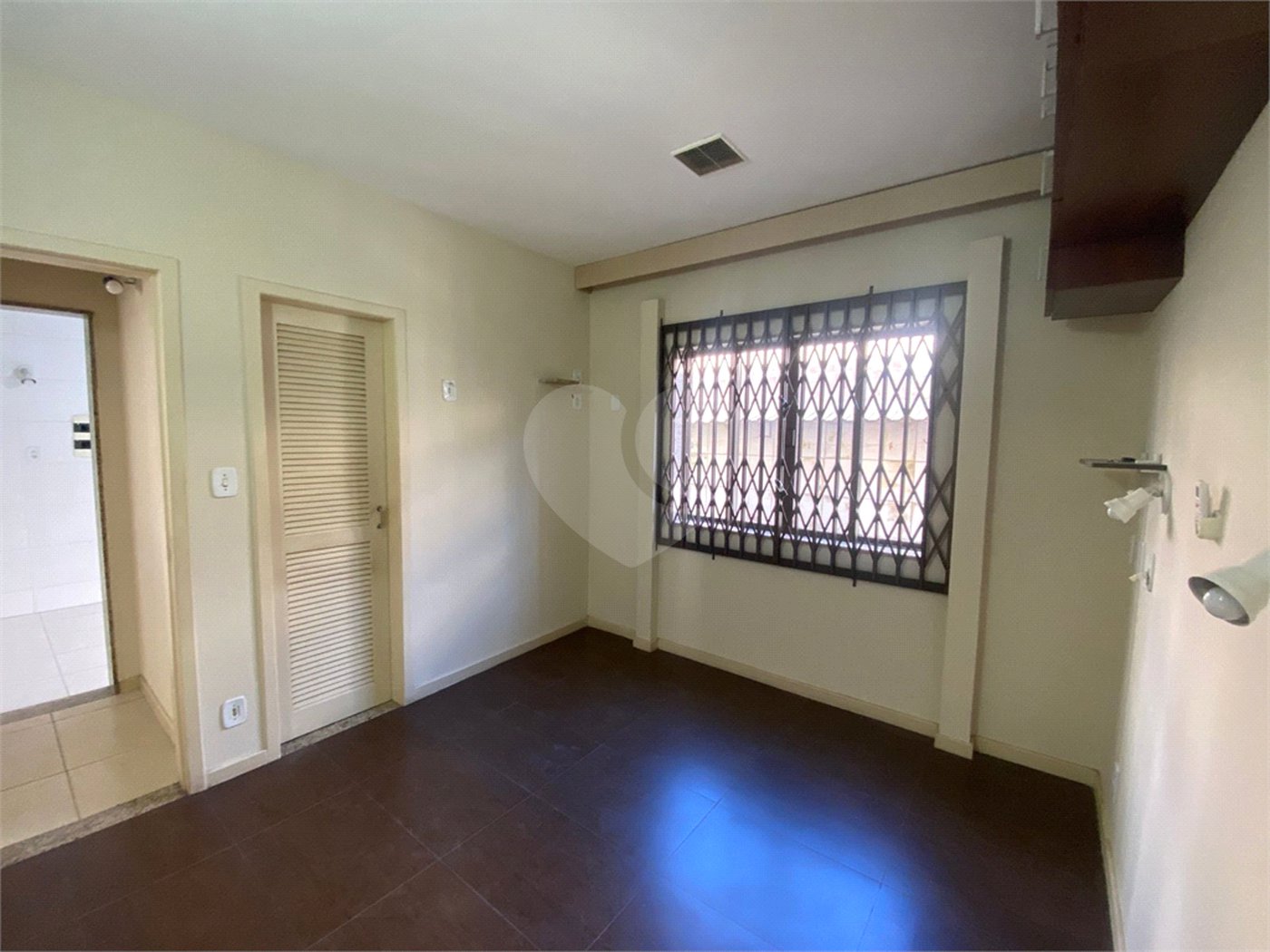 Casa à venda com 2 quartos, sendo 1 suíte, em Campo Grande, Rio de Janeiro, RJ