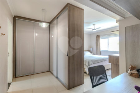 Apartamento à venda com 3 suítes em Campo Grande, São Paulo, SP