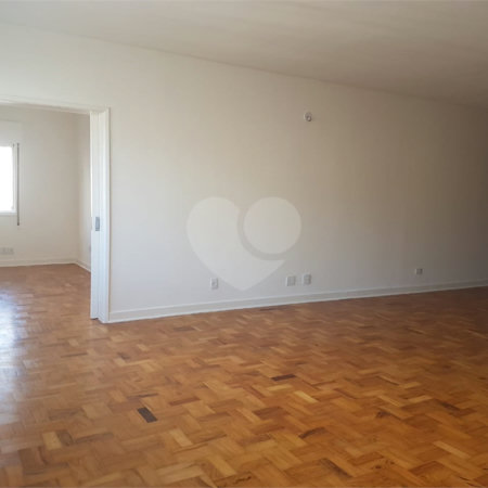 Apartamento à venda com 3 quartos, sendo 1 suíte, em Jardim Paulista, São Paulo, SP