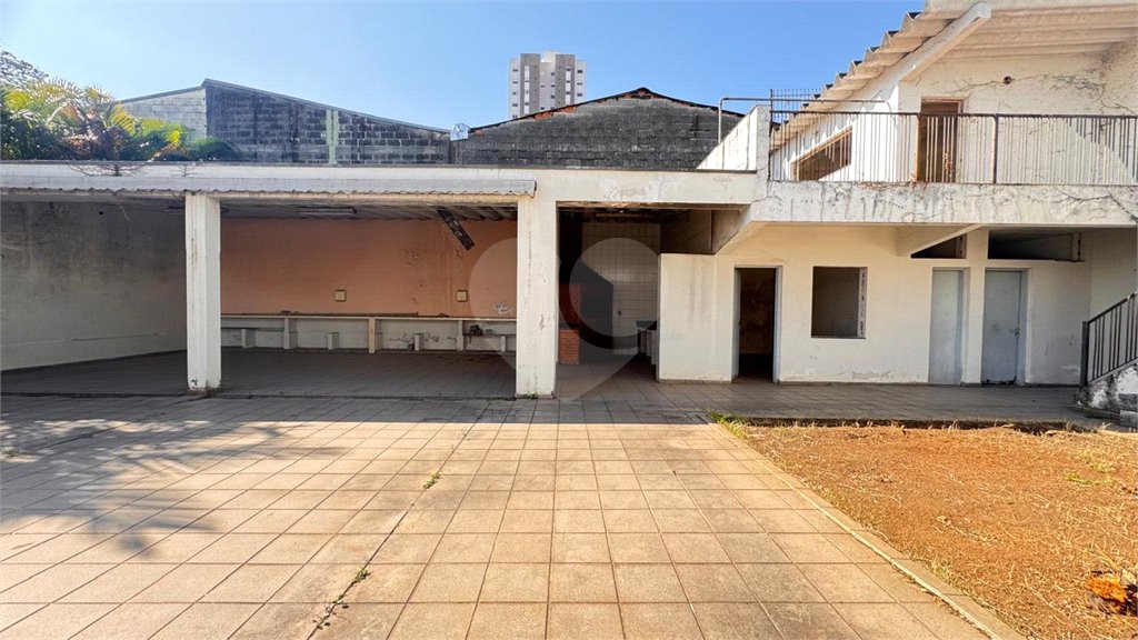 Casa para alugar com 5 quartos, sendo 2 suítes, no Centro, Suzano, SP