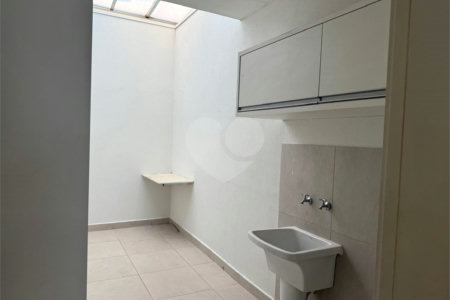 Casa à venda com 3 quartos, sendo 1 suíte, no condomínio Village Moutonnée Salto Sp, Salto - SP