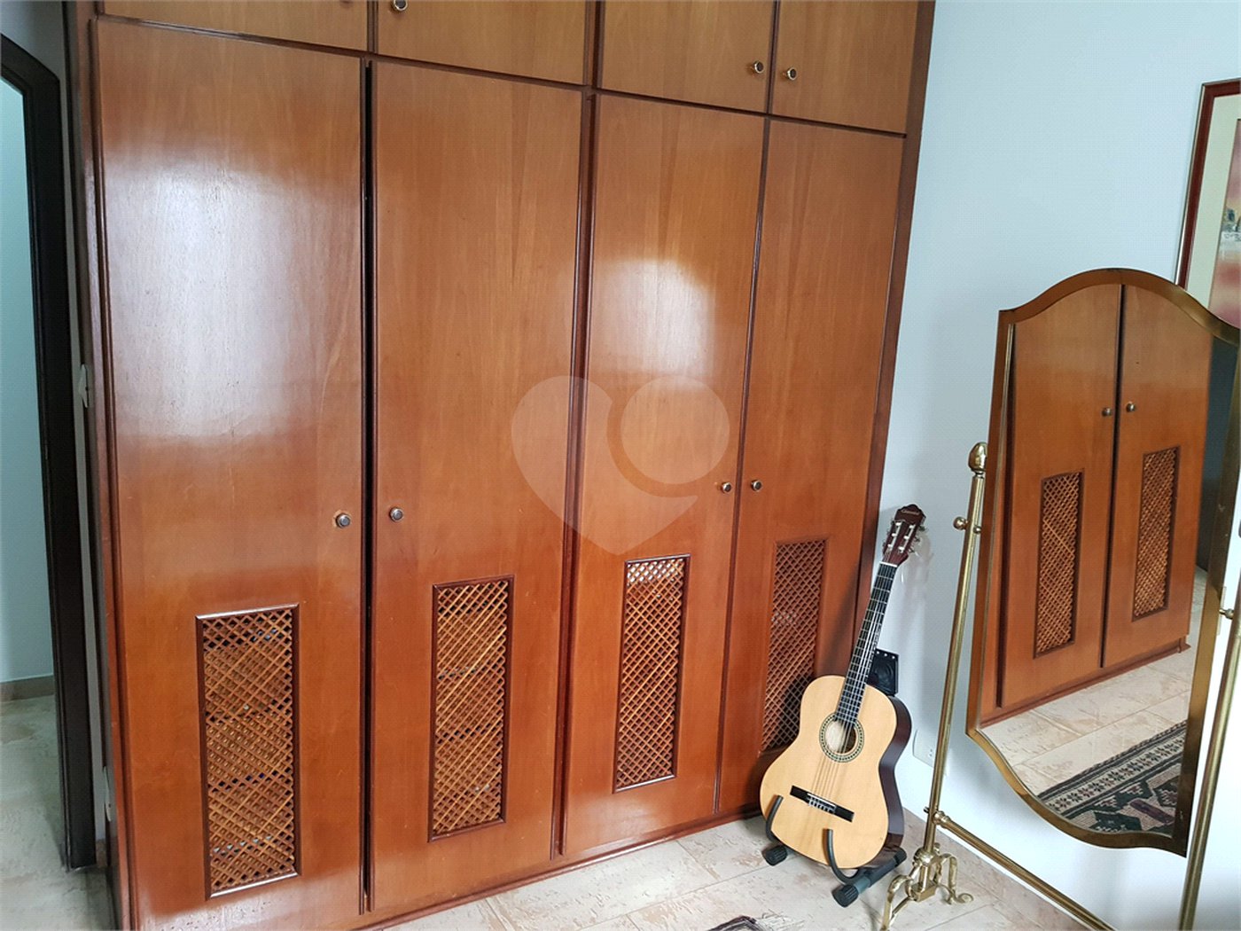 Casa à venda com 3 quartos, sendo 1 suíte, no condomínio City Campo Grande, São Paulo - SP