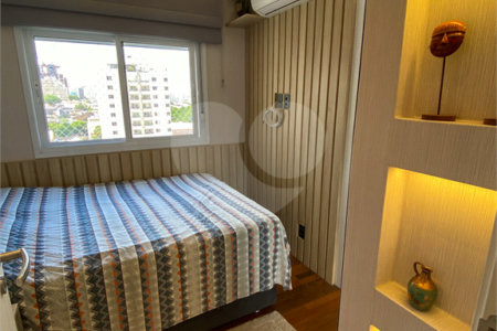 Apartamento à venda com 3 suítes em Vila Pompéia, São Paulo, SP