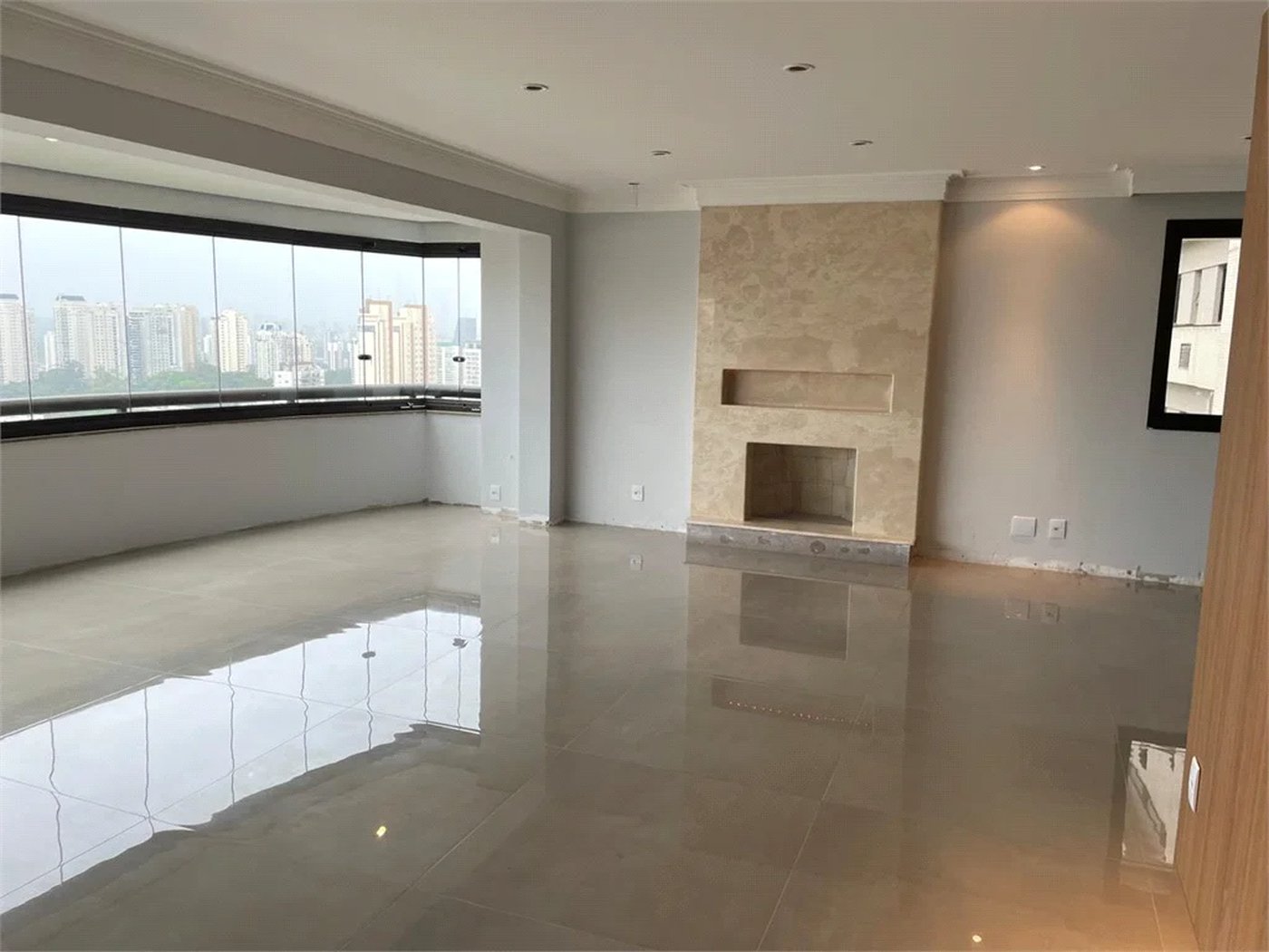 Apartamento à venda ou para alugar com 4 suítes em Vila Andrade, São Paulo, SP