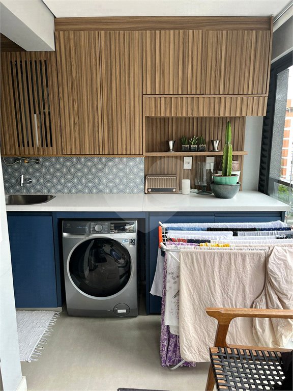 Apartamento à venda ou para alugar com 1 suíte em Pinheiros, São Paulo, SP