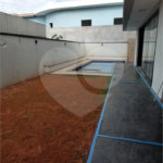 Casa à venda ou para alugar com 5 quartos, sendo 3 suítes, no condomínio Figueira Garden, Atibaia - SP