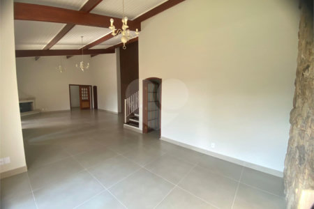 Casa à venda ou para alugar com 5 quartos, sendo 2 suítes, no condomínio Fazenda São Joaquim, Vinhedo - SP