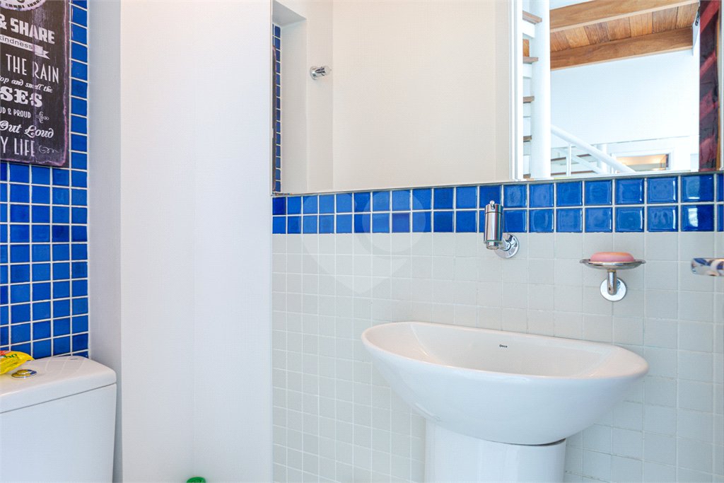 Duplex à venda com 2 quartos, sendo 1 suíte, em Vila Clementino, São Paulo, SP