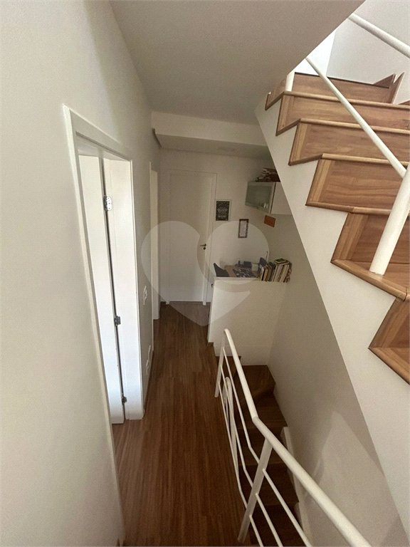 Casa à venda com 3 quartos, sendo 1 suíte, no condomínio Vila das Cores, São Paulo - SP