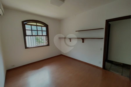 Sobrado para alugar com 3 quartos em Chácara Santo Antônio (zona Sul), São Paulo, SP