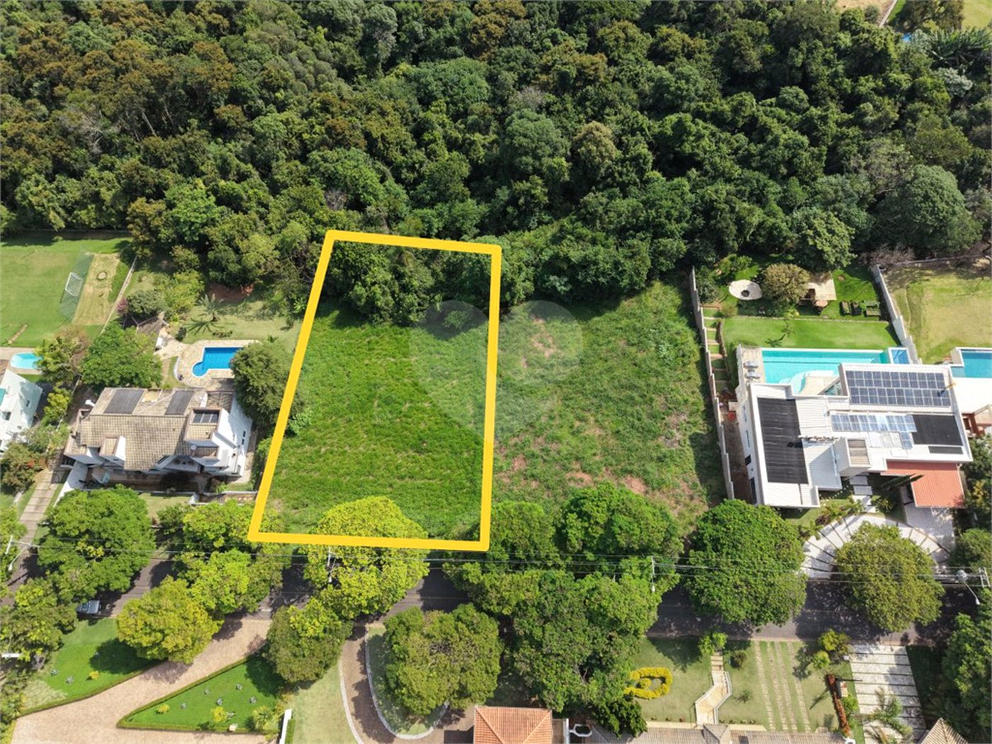 Terreno à venda no condomínio Residencial Jardim Primavera, Louveira - SP