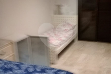 Triplex à venda ou para alugar com 4 suítes em Enseada, Guarujá, SP