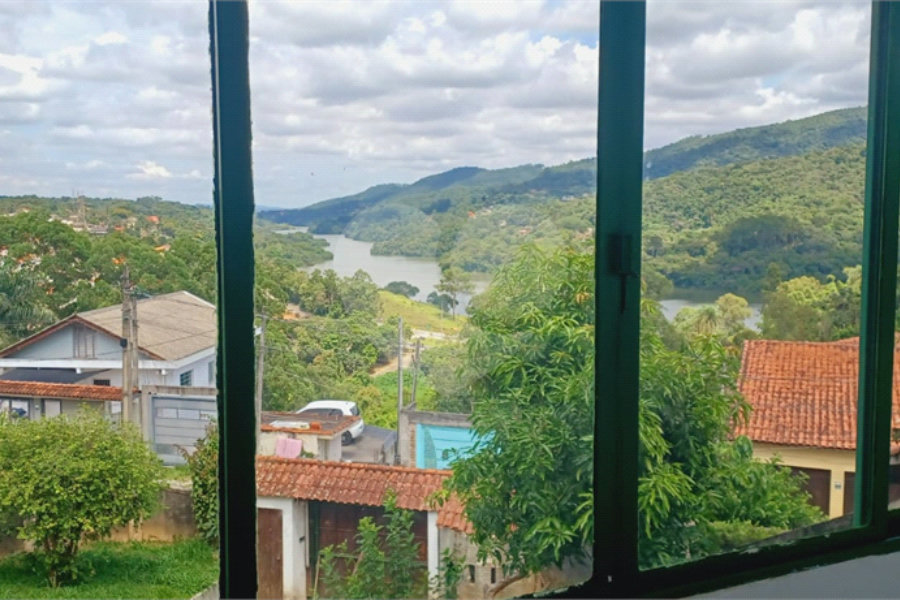 Casa à venda com 4 quartos, sendo 1 suíte, em Lavapés, Mairiporã, SP