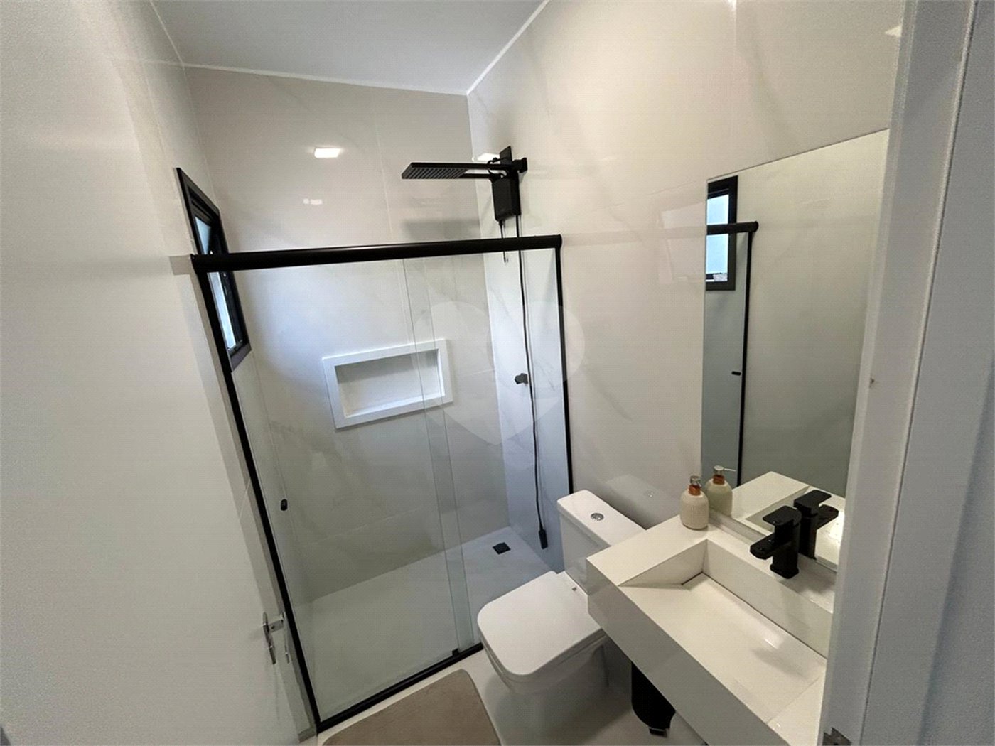 Casa à venda com 3 quartos, sendo 1 suíte, em Jardim Residencial Jardim, Sorocaba, SP