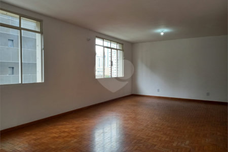 Apartamento à venda com 3 quartos, sendo 1 suíte, em Pinheiros, São Paulo, SP
