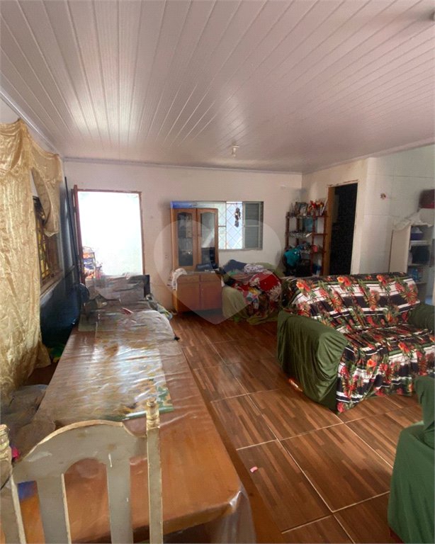 Casa à venda com 2 quartos em Jardim Vitoria, Ponta Porã, MS