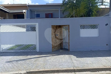 Sobrado à venda com 4 quartos, sendo 1 suíte,  em Residencial Monte Verde, Indaiatuba, SP