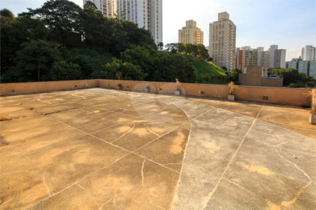 Prédio à venda em Perdizes, São Paulo, SP