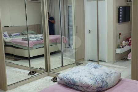 Casa à venda com 3 quartos, sendo 1 suíte, em Jardim Leocádia, Sorocaba, SP