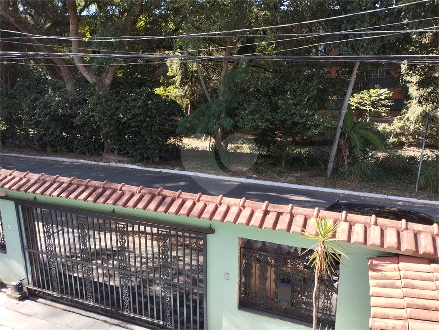 Sobrado à venda com 4 quartos, sendo 1 suíte, em Tremembé, São Paulo, SP