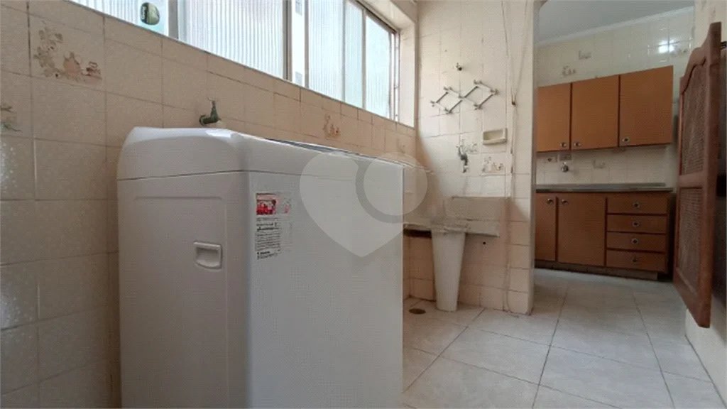 APARTAMENTO 2 QUARTOS (+1 REV.) MOBILIADO P/ALUGAR NO GUARUJÁ/PITANGUEIRAS 96m2 VISTA MAR