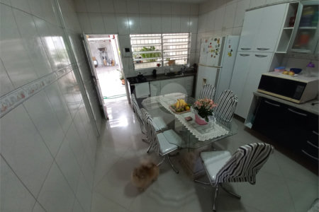 Casa Térrea à venda com 3 quartos em Jardim das Palmas, São Paulo, SP