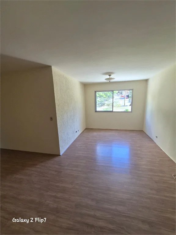 Apartamento à venda com 3 quartos, sendo 1 suíte,  em Vila Ida, São Paulo, SP