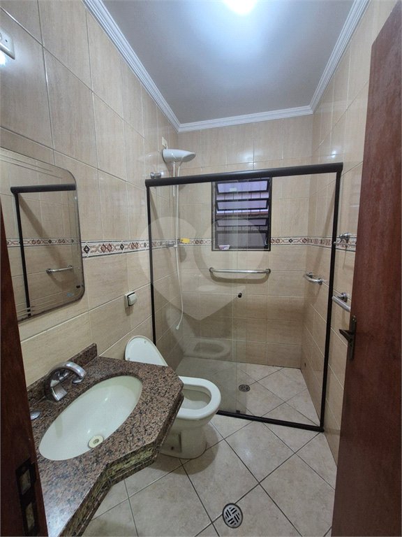 Sobrado à venda com 3 quartos, sendo 1 suíte, em Vila Bonilha, São Paulo, SP