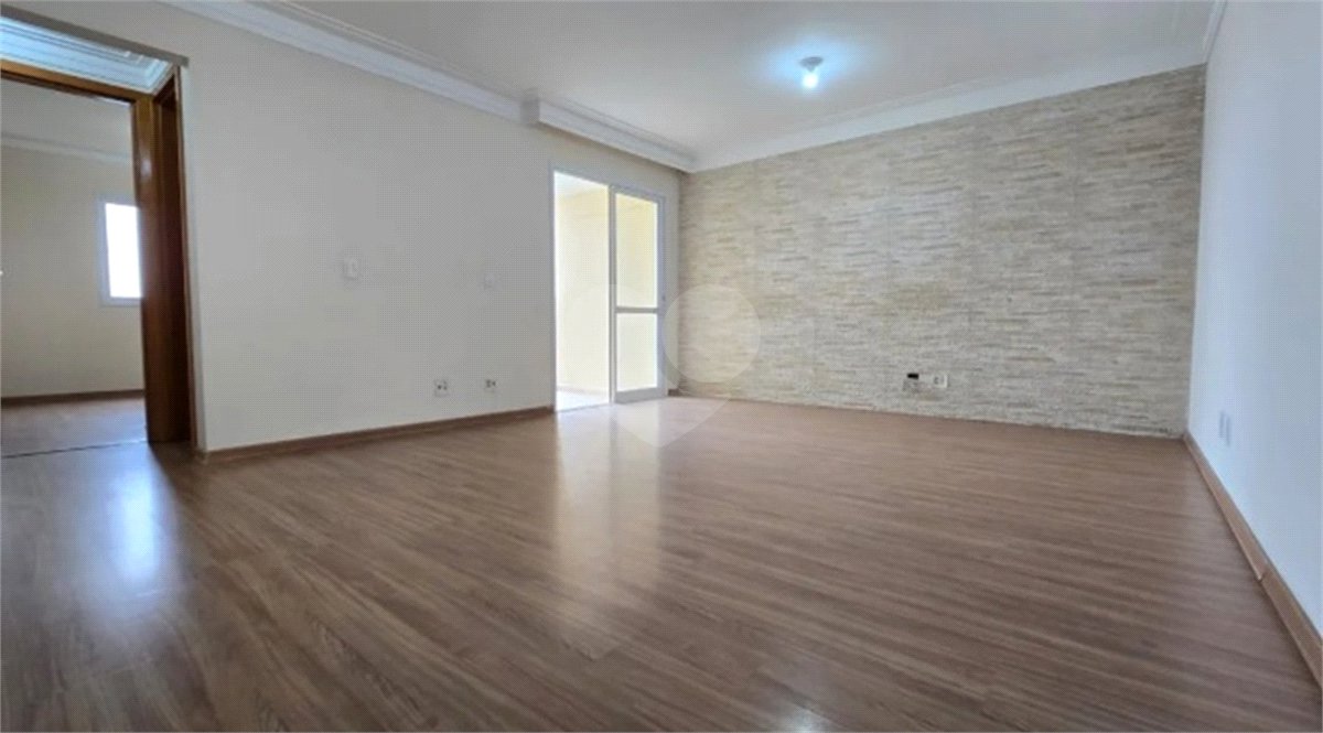 Apartamento à venda com 3 quartos, sendo 1 suíte, em Jardim Nova Taboão, Guarulhos, SP