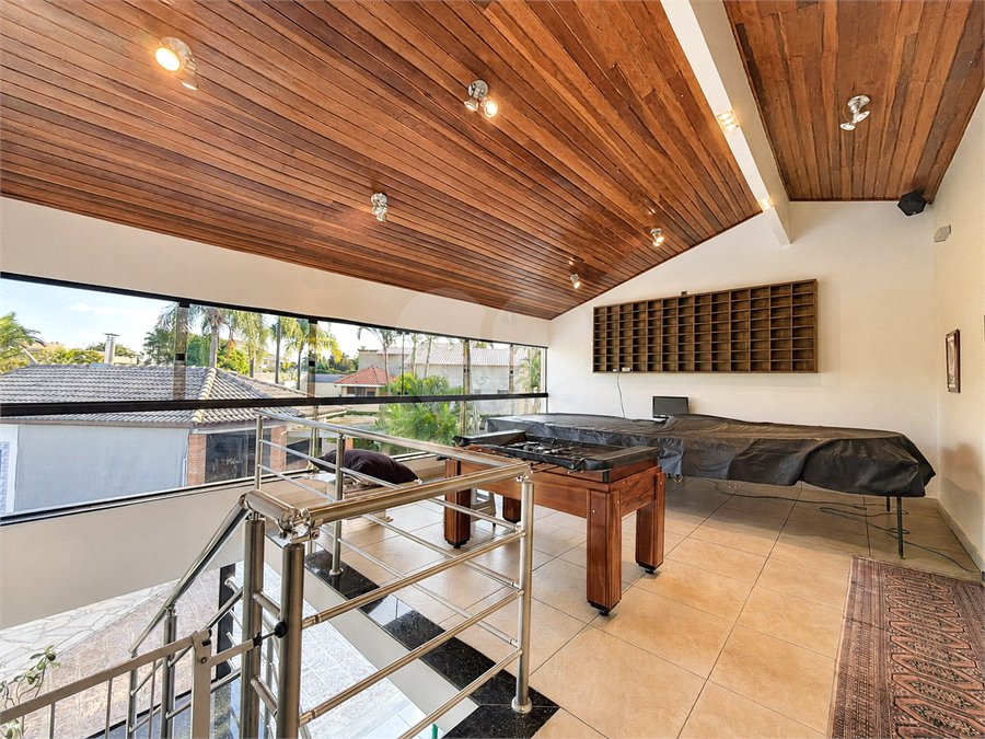Casa à venda com 5 suítes no condomínio Parque Village Castelo, Itu - SP