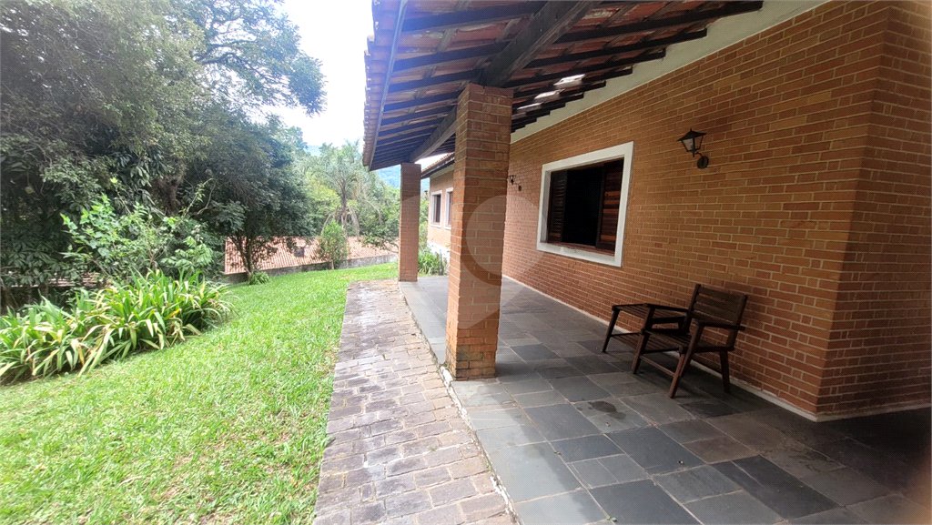 Casa Térrea à venda com 4 quartos, sendo 1 suíte, em Serra da Cantareira, Mairiporã, SP