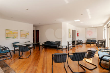 Apartamento à venda com 3 suítes em Aclimação, São Paulo, SP